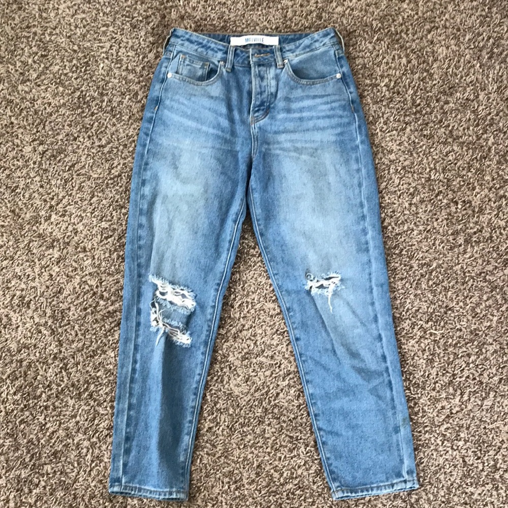 Brandy Melville Boyfriend Jeans